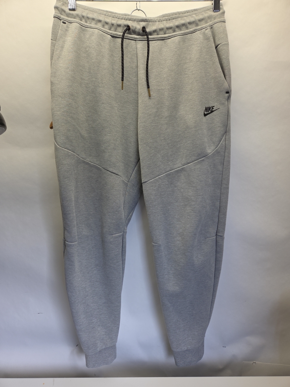 Nike Tech Fleece Joggers Pants Mens L Gray Drawstring Zip Pocket CU4495-063
